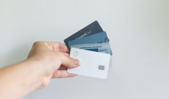 Les avantages et les inconvénients des cartes de crédit